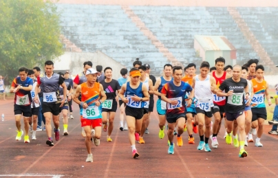 72 vận động viên tranh tài tại giải Việt dã quận Hải Châu 2025